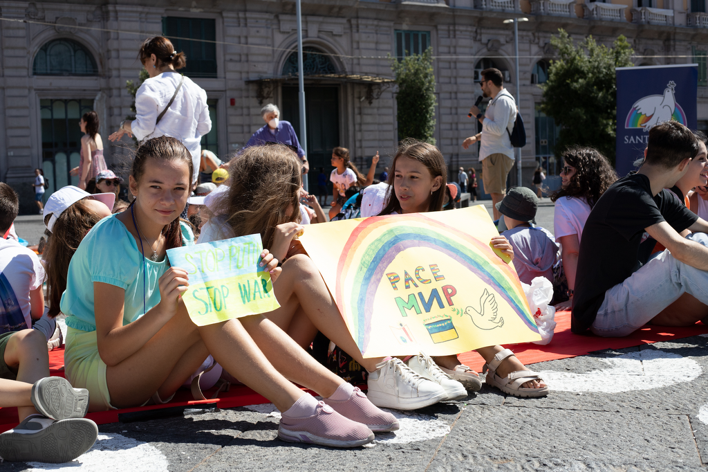 Un appello di pace dai bambini e dai giovani della Summerschool di Napoli